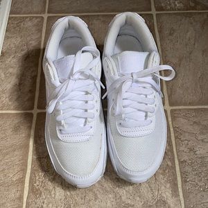 Airmax. all white